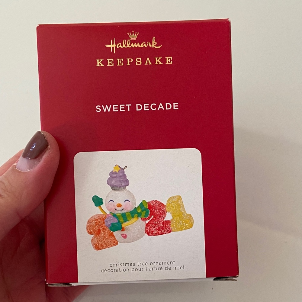 🆕 Hallmark Keepsake Sweet Decade 2021 Ornament
